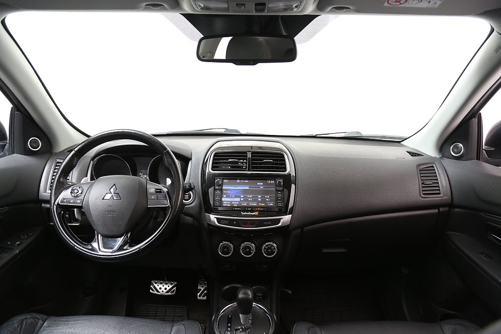 Mitsubishi ASX 2,2 Di-D 150hk Business 4WD Aut Pano Skinn Motorv Drag 2017