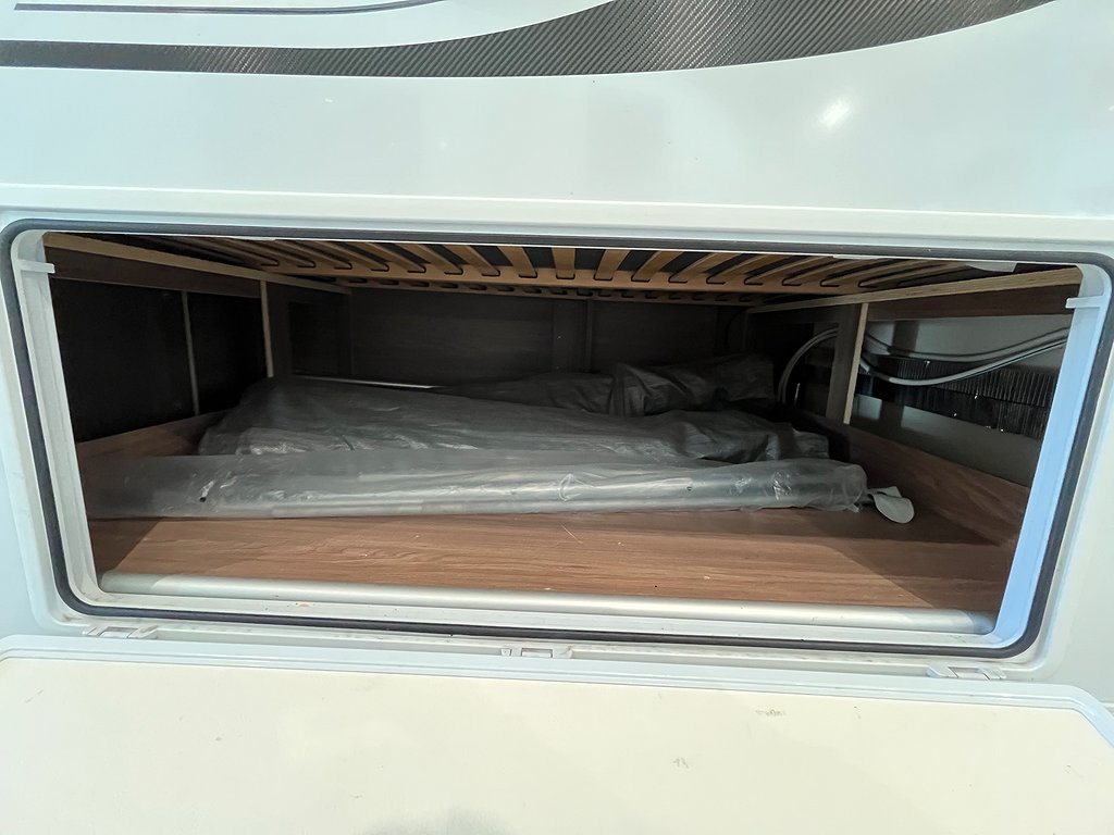 Knaus Scandinavian 590 UK /AC/Förtält/Mover/Barnkammare/Markis - Knaus