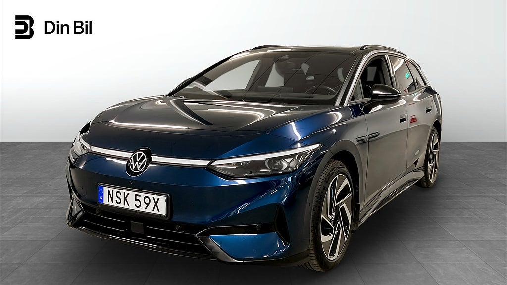 Volkswagen ID.7 Tourer PRO 77KWh / Ventilerade stolar & Pano