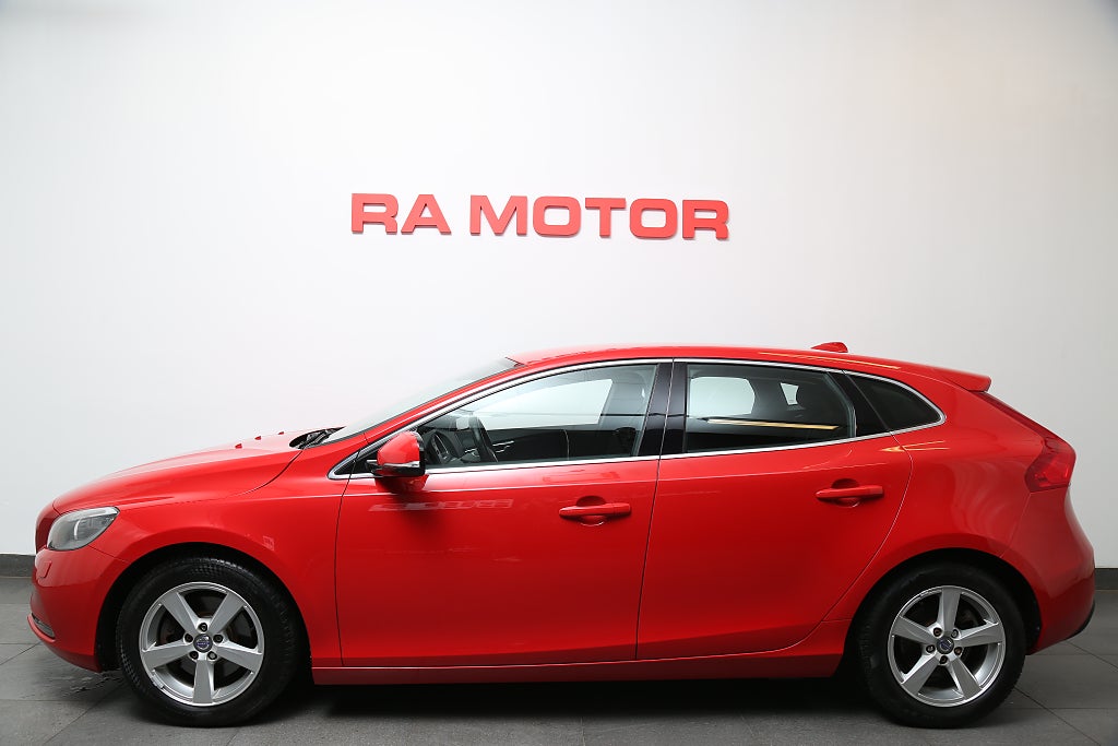 Volvo V40 T2 Momentum 120hk 2014