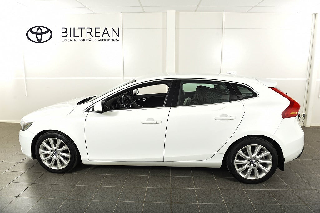 Volvo V40 D2 Summum BLIS Drag D-värm V-hjul