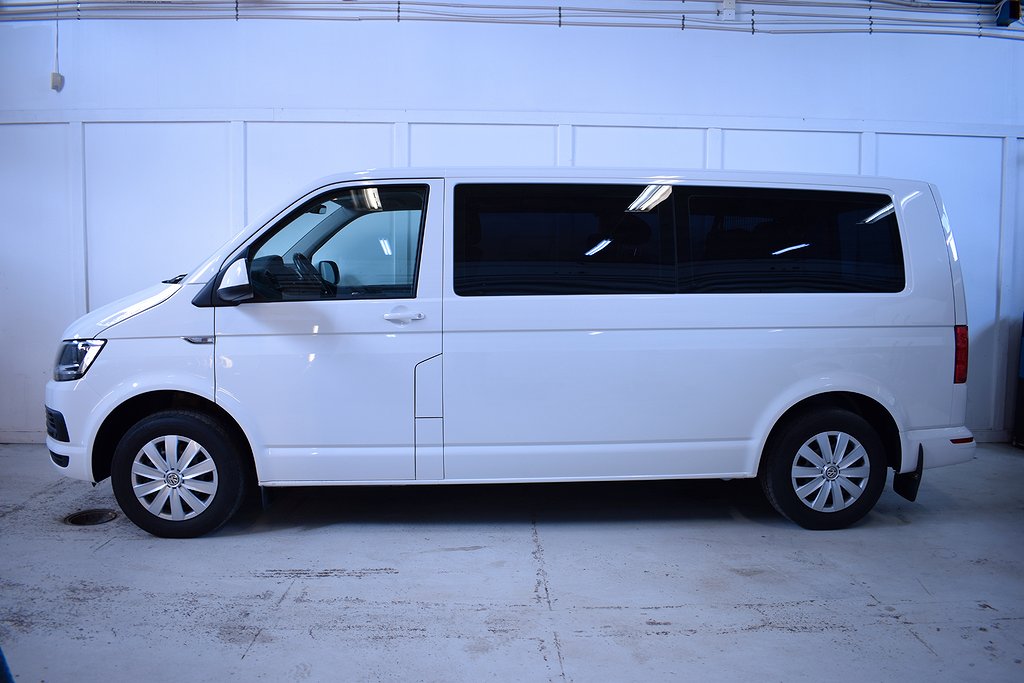 Volkswagen Caravelle T30 2.0 TDI 150 Auto / 8-Sits / V-hjul 