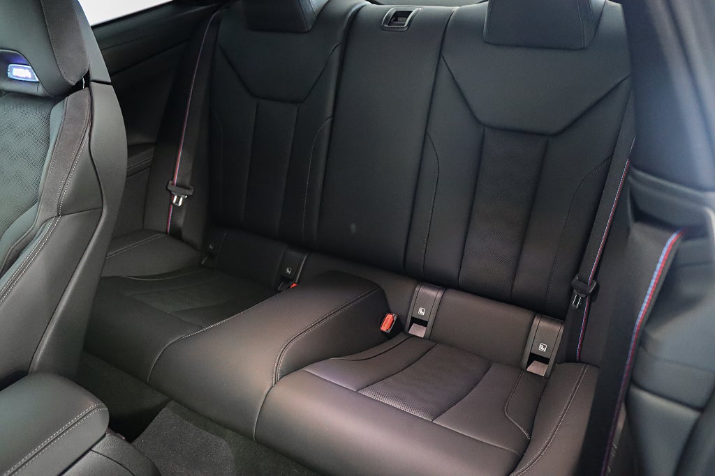 BMW M4 Competition xDrive Coupé Pano Kolfiber H/K ( SE SPEC )