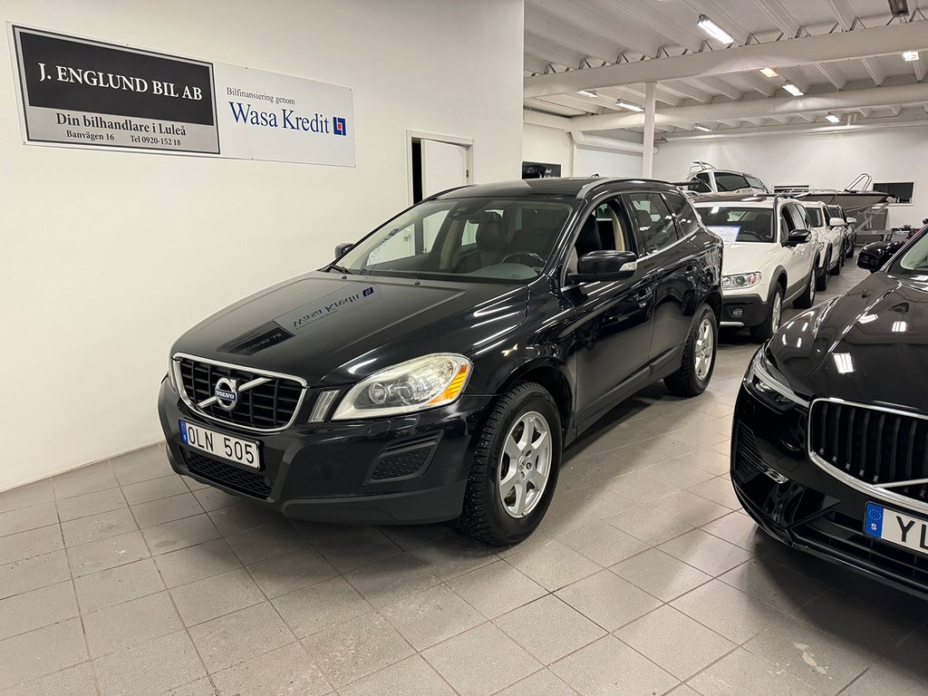 Volvo XC60 D4 AWD Geartronic Momentum 