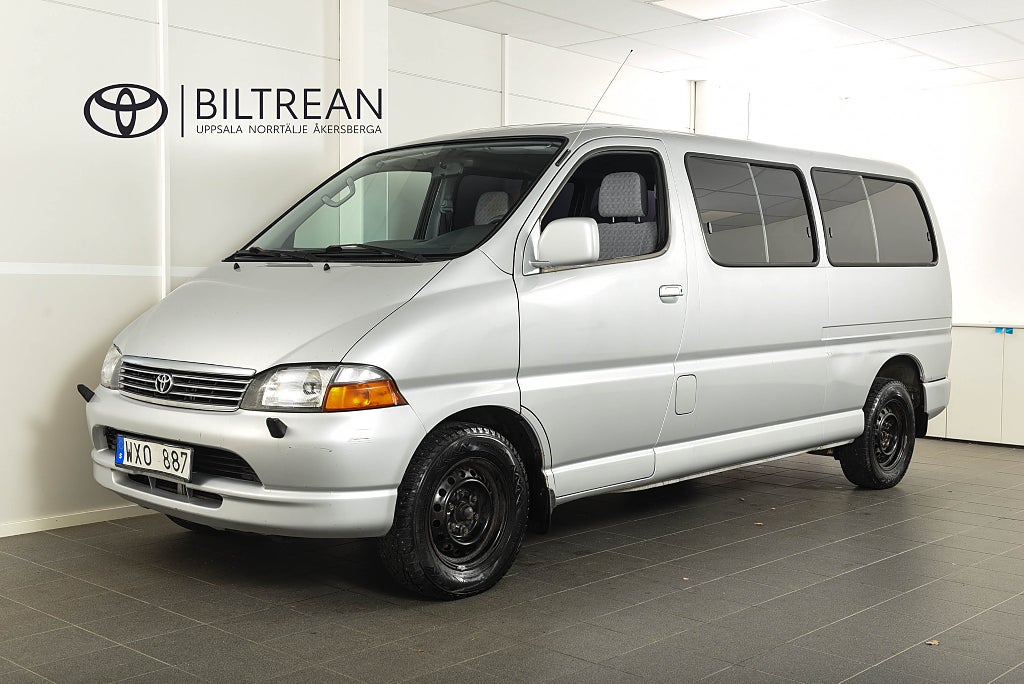 Toyota Hiace 2.7 Traveller Minibuss 8-sits M-värmare V-hjul