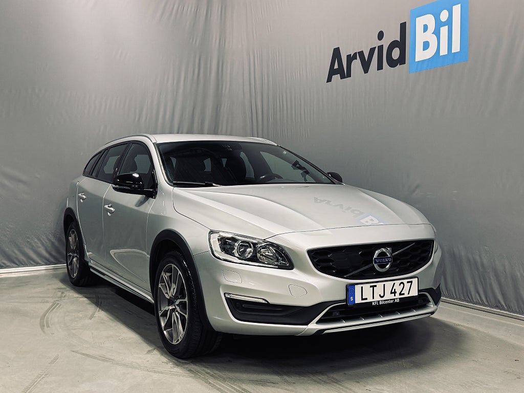 Volvo V60 Cross Country D4 AWD Summum Värmare Kamera Drag 