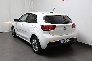 Halvkombi Kia Rio 4 av 23