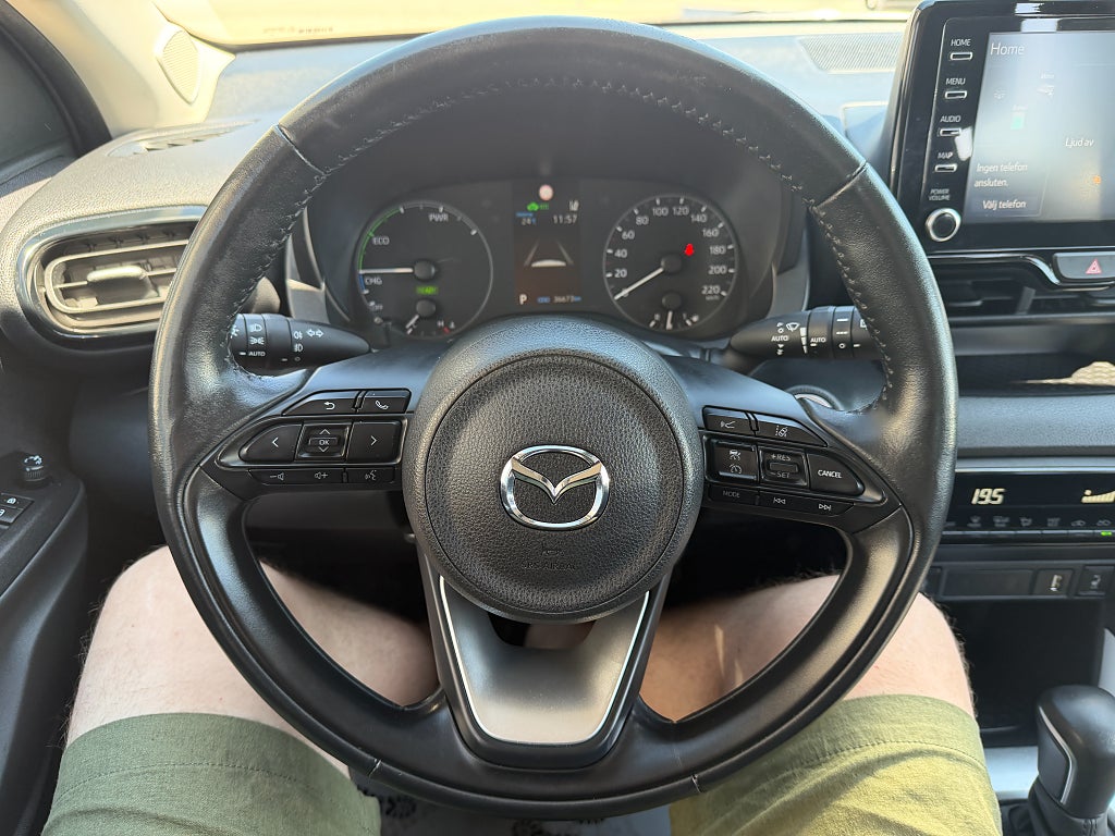 Mazda 2 Hybrid AGILE