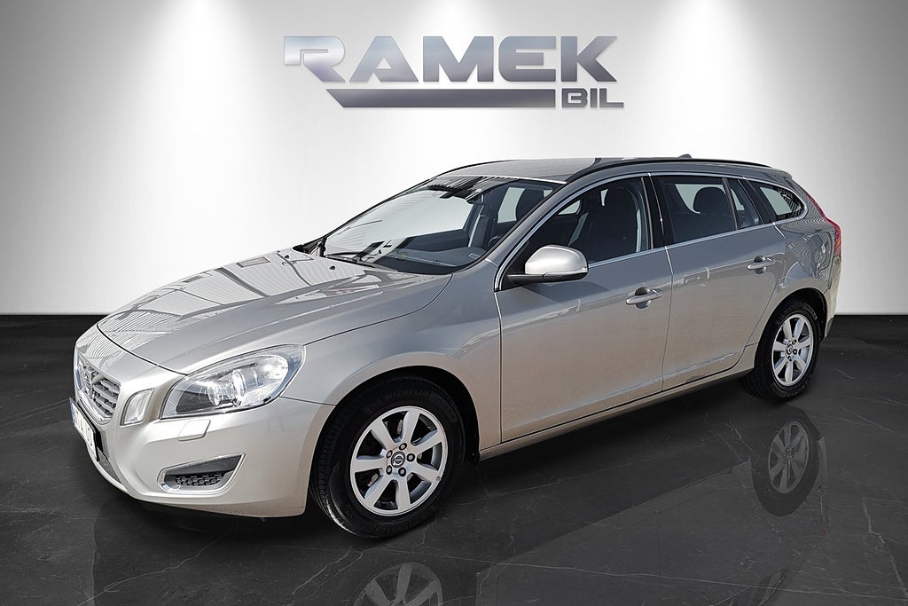 Volvo V60 D2 Aut Momentum Drag värmare 