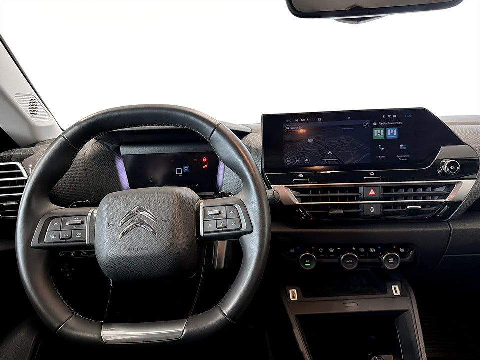 Bild på Citroën C4-X Shine 1.2 PT 130 Aut B-KAMERA NAVI