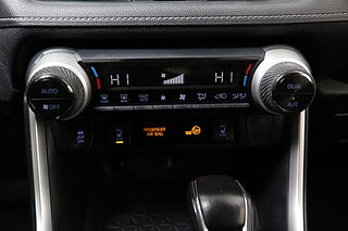 SUV Toyota RAV4 21 av 25