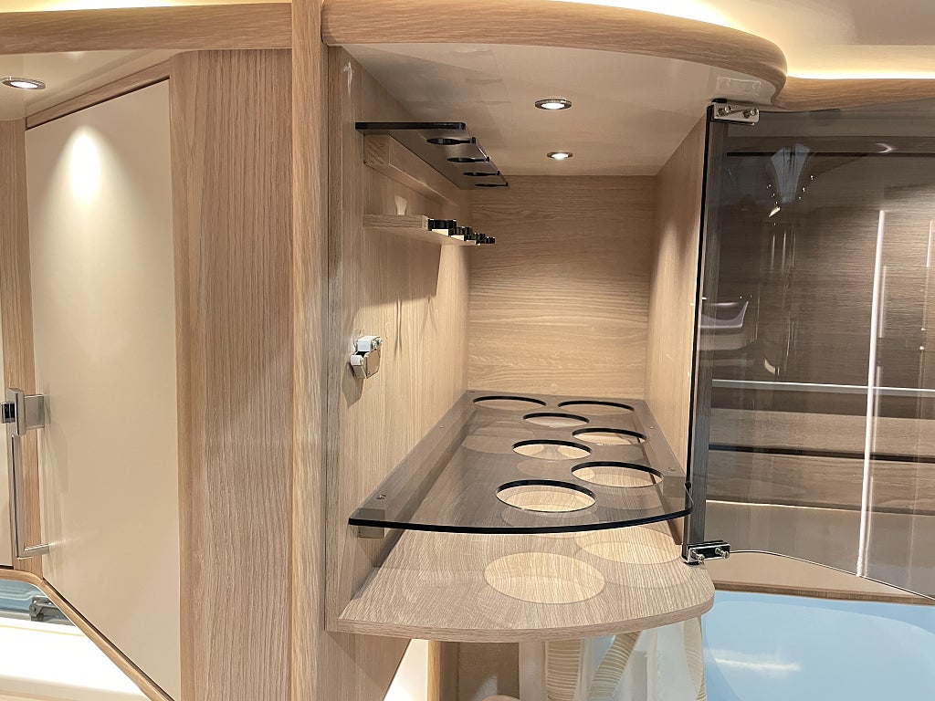 Kabe TMI 910 Imperial GB /Cinderella/Hyd-stöd/AC/Solcell/MB - Kabe