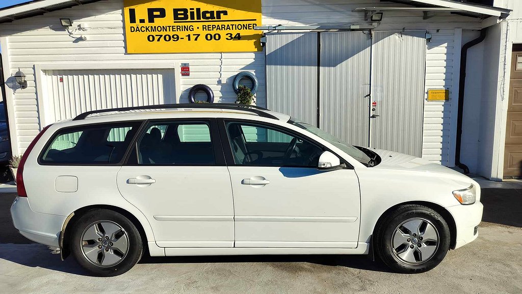 Volvo V50 1.6 D Momentum Euro 4, nybesikt,Reserverad