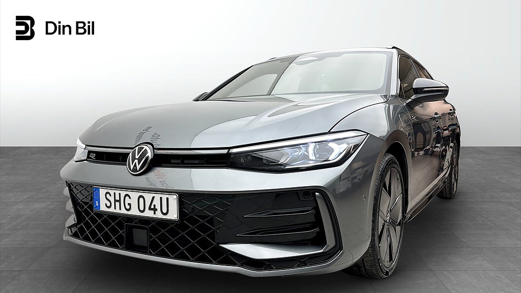 Volkswagen Passat R-line eHybrid 272hk/Drag/Harmon