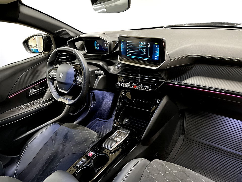 Bild på Peugeot E-208 GT 50kWh 136hk Aut B-KAMERA CARPLAY