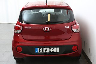 Halvkombi Hyundai i10 7 av 21