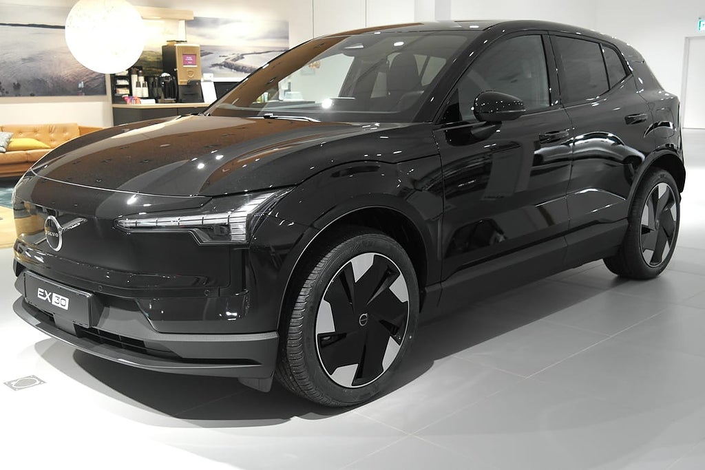 Volvo EX30 Single Motor Extended Range Plus