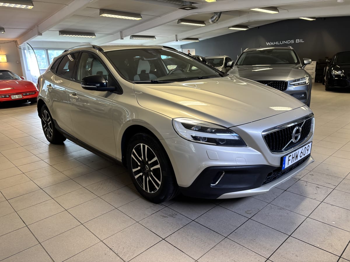Volvo V40 Cross Country 2017, kuva 5/44