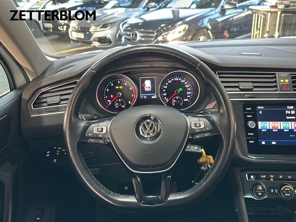 SUV Volkswagen Tiguan 12 av 20