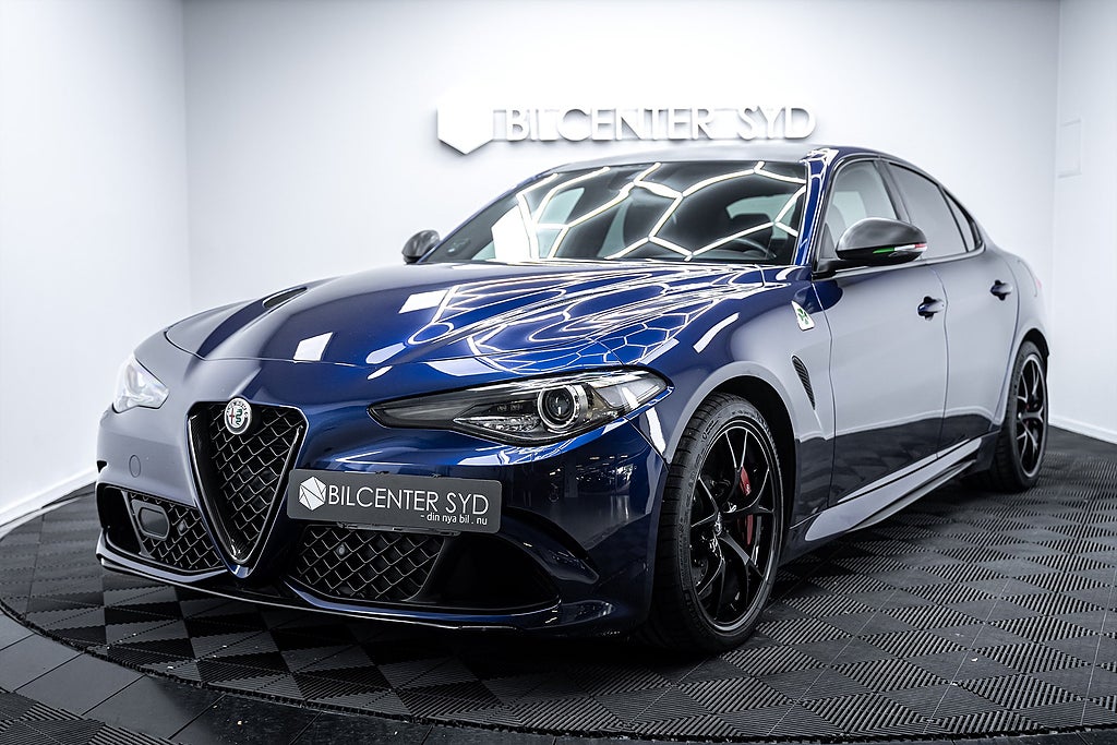 Alfa Romeo Giulia Quadrifoglio|2,9T|V6|Keramiska|Kolfiber|510hk|