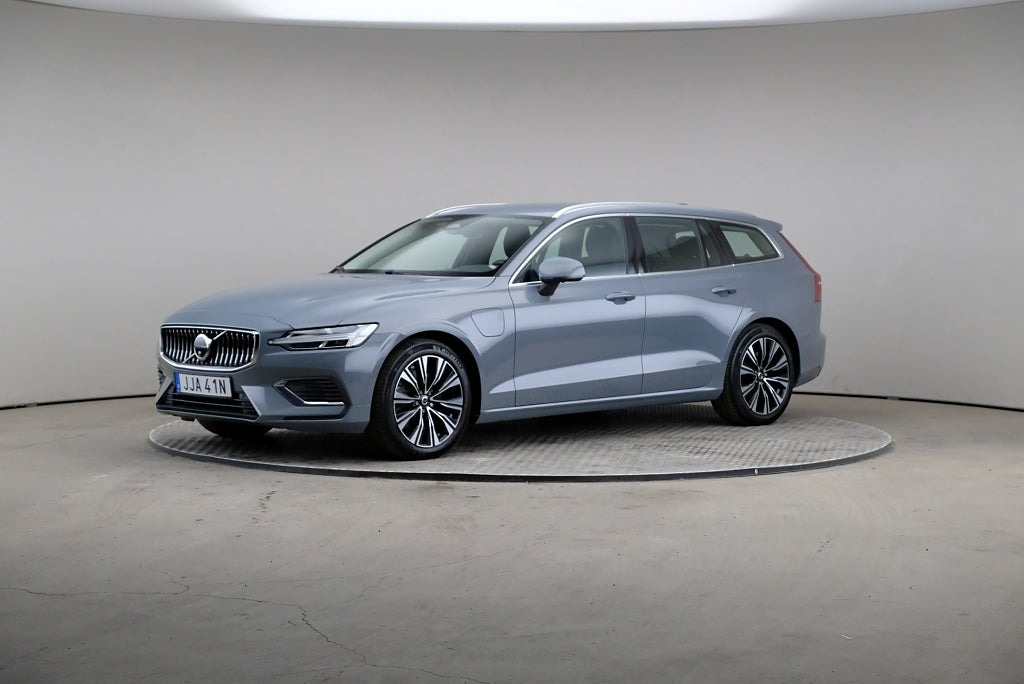 Volvo V60 Recharge T6 350hk AWD Core Edt Ljuspkt Drag