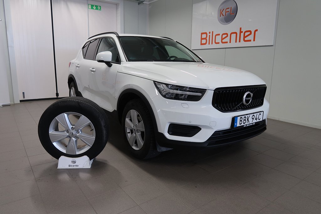 Volvo XC40 T2*KAMPANJ*Aut-Kamera-VOC-Värmare-Navi-SoV *NYSERVAD*