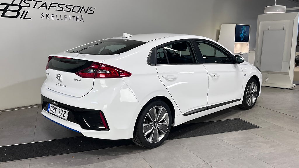 Hyundai IONIQ Hybrid 1.6 DCT | Drag & Vinterhjul