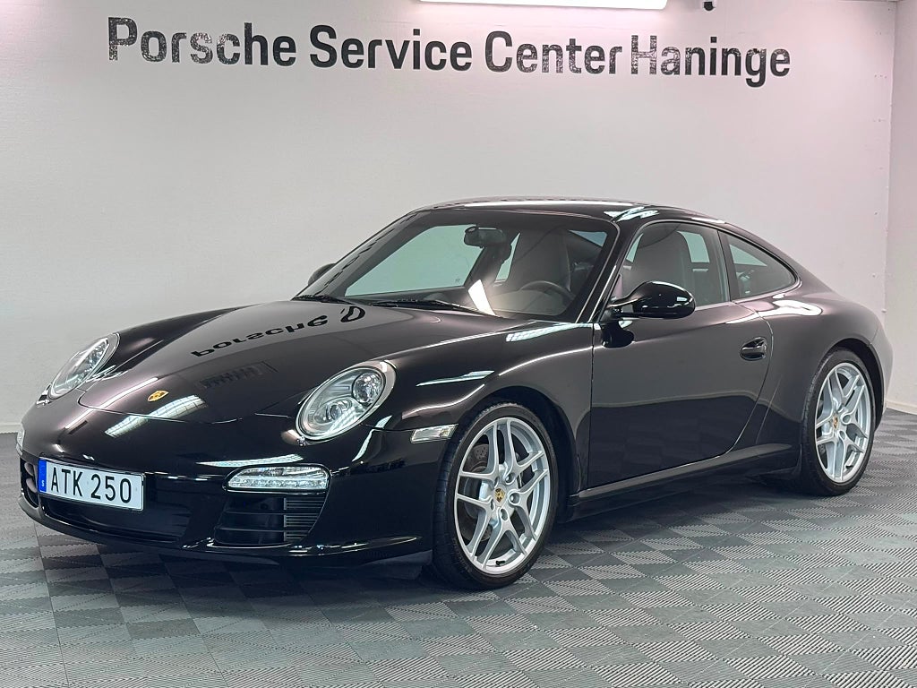Porsche 911 Carrera 