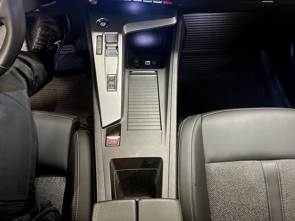 Bild på Peugeot 308 sw Allure Hybrid 145hk Aut B-KAMERA CARPLAY
