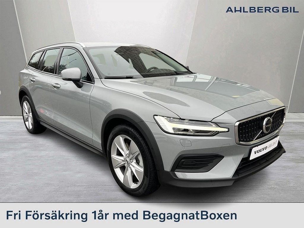 Volvo V60 Cross Country B4 AWD Diesel Core, Klimatpaket, Dragkrok Halvautomatisk, Parker