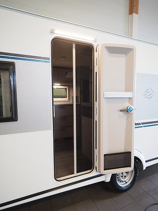 Husvagn, 1-axl Knaus Sport 500 FU 14 av 15