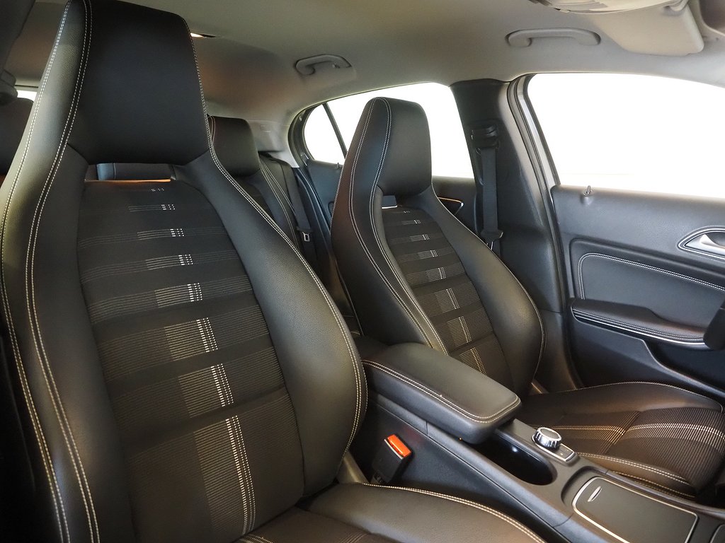 Mercedes-Benz GLA 220 d 4MATIC 7G-DCT 177hk Drag Kamera Navi 2018