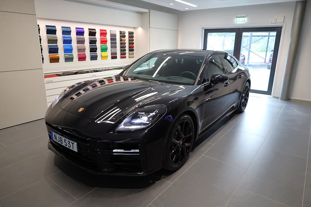 Porsche Panamera 4 E-Hybrid