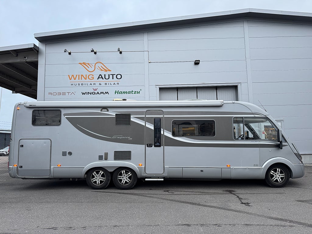 Bürstner Elegance I810 AUT 158HK Långbädd! ALDE värme & AC!