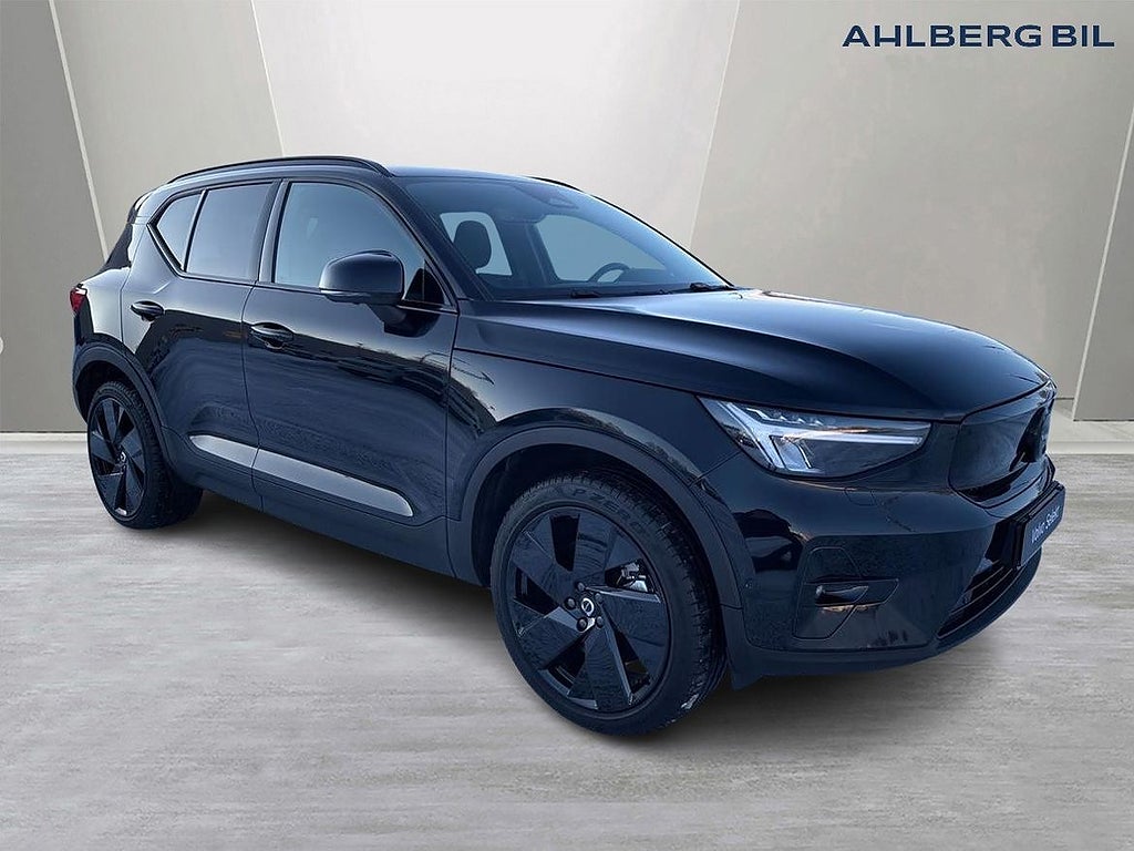Volvo EX40 Single Motor Extended Range M R Ultra Black Edt, Klimatpaket, Dr