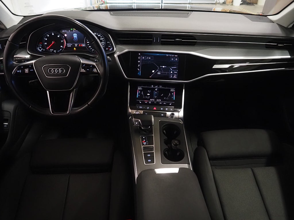 Audi A6 Avant 45 TFSI quattro TFSI MHEV 245hk Navi Värmare Drag