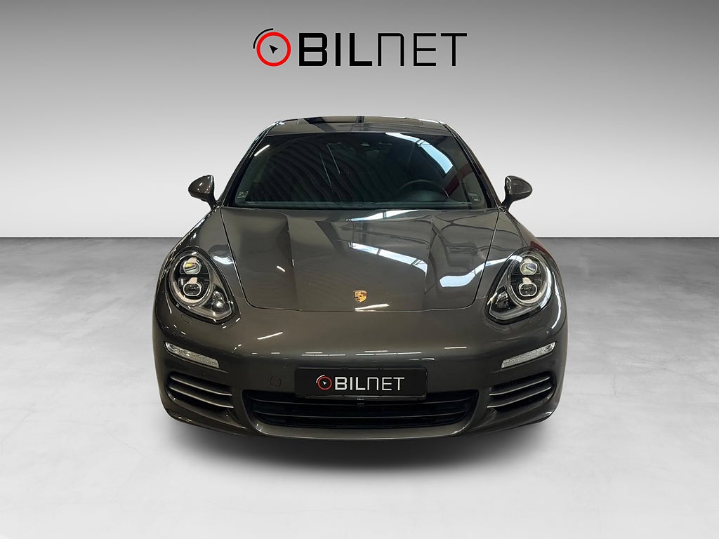 Porsche Panamera 4S PDK 420HK BOSE 20" Kamera 14-vägs Taklucka Matrix
