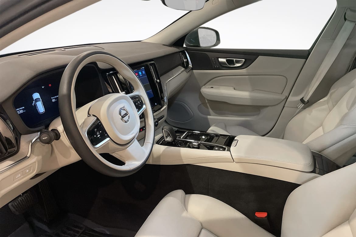 Volvo V60 Recharge T6 II Core Edition 2024, bild 6/46