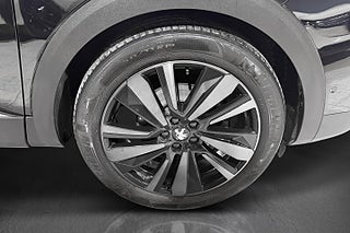 SUV Peugeot 5008 8 av 28