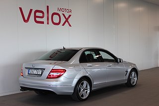 Sedan Mercedes-Benz C 4 av 20