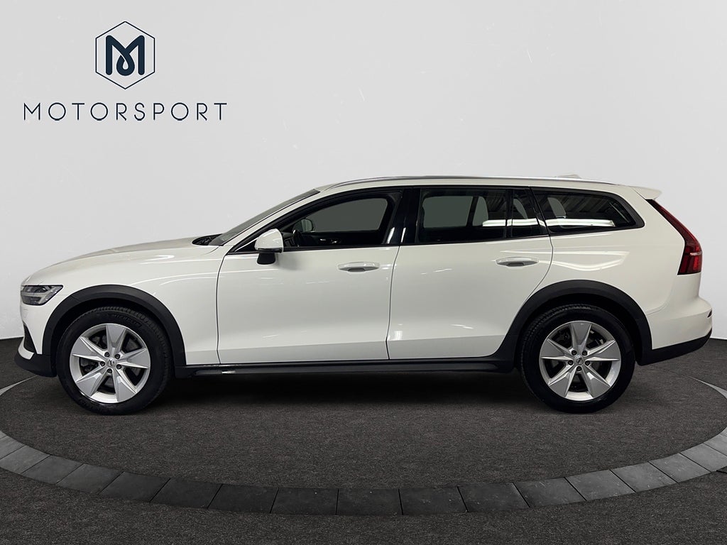 Volvo V60 Cross Country D4 AWD Aut Värmare Navi Adap-farth Backkamera VoC bild 2