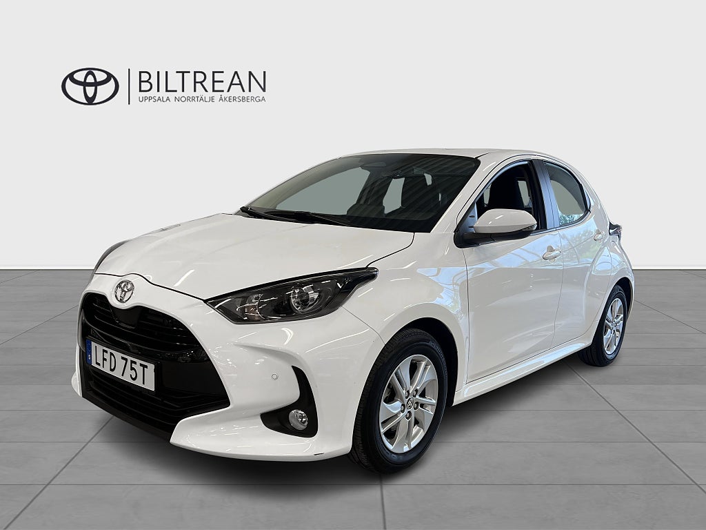 Toyota Yaris 1.5 Hybrid Active Komfortpaket Vinterhjul Ingår!