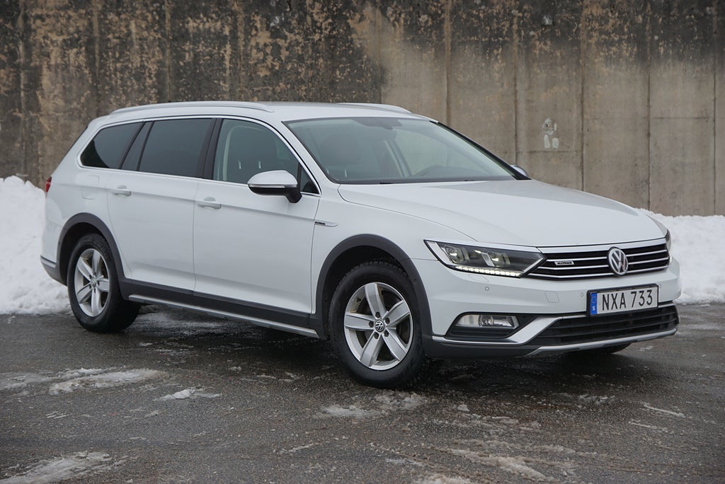 Volkswagen Passat Alltrack 2.0 TDI 4M|Värmare|Kamera|Drag|Skinn|