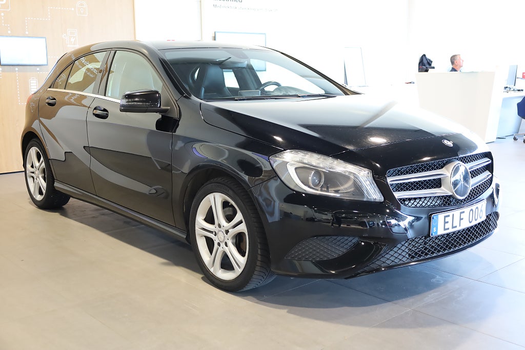 Mercedes-Benz A 180 7G-DCT Urban Kamera Blåtand Bi-Xenon