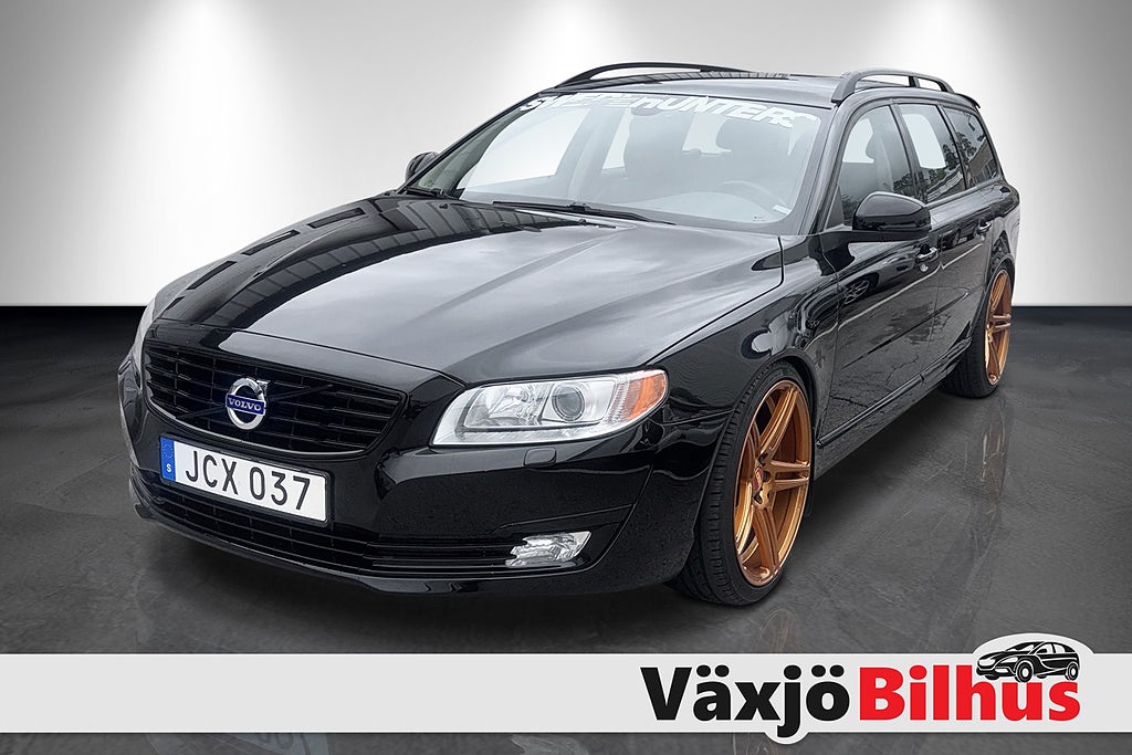Volvo V70 2.5FT,  200HK ,  Momentum  , Fint skick ,R-design