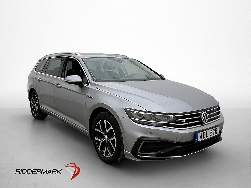 Volkswagen Passat GTE 218hk Värmare Kamera CarPlay Drag