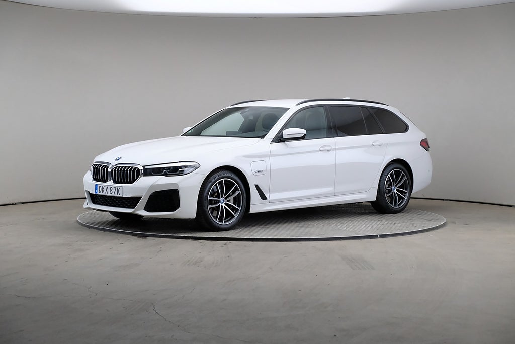 BMW 530e 5 xDrive Touring 292hk M Sport Drag Läder