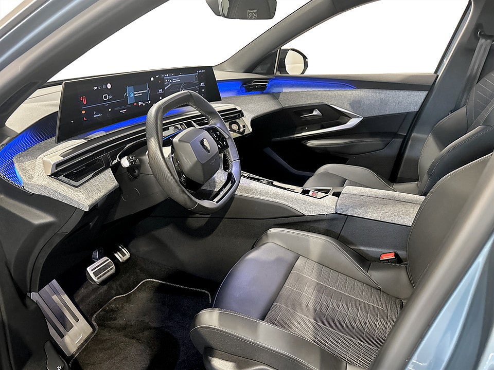 Bild på Peugeot 5008 GT Hybrid 145hk Aut 7-SITS B-KAMERA CARPLAY