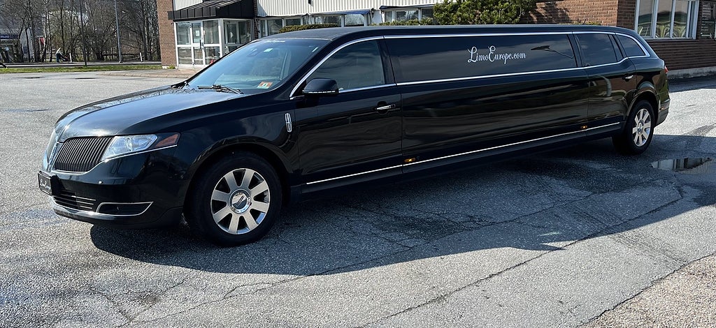 Lincoln MKT Limo Stretch Limousine 5 Dörrars AWD