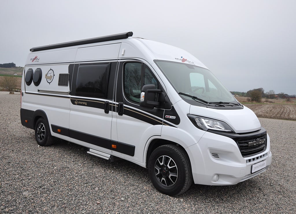 Carthago Malibu Van 640LE Charming L-bädd/140hk/Cykelställ-60kg/Lithium/E